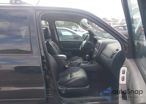 2005 Ford Escape Limited z USA, uszkodzony, nr VIN 1FMCU04125KB11015